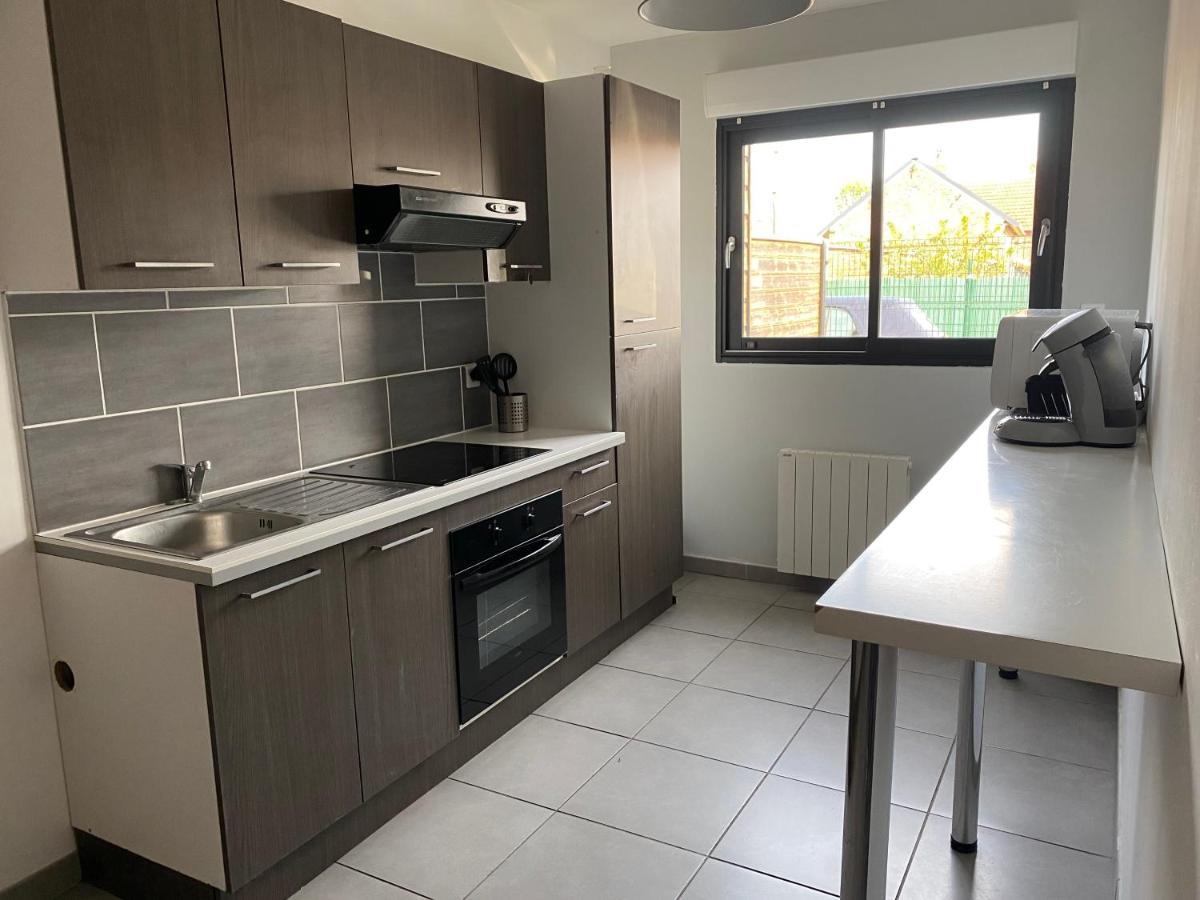Logement Calme A La Campagne Villa Thennes Екстериор снимка