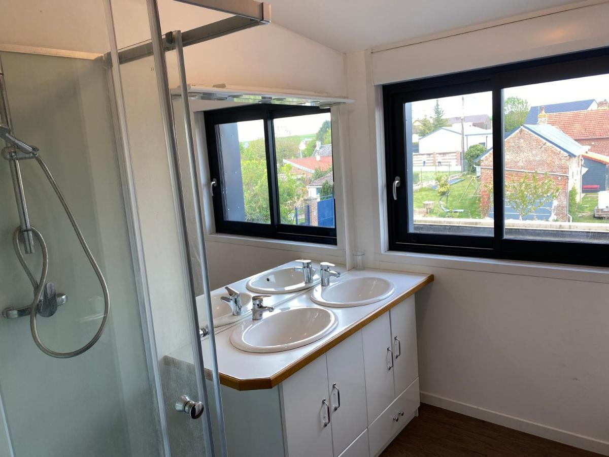 Logement Calme A La Campagne Villa Thennes Екстериор снимка